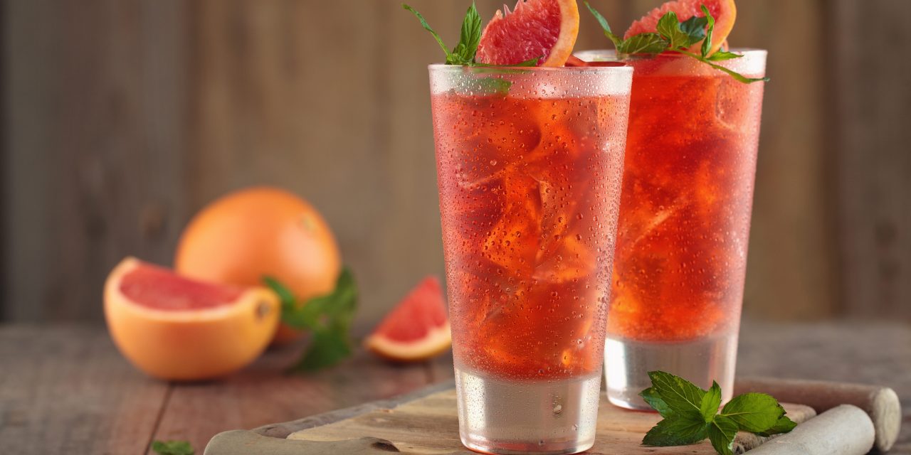 Безалкогольный коктейль с грейпфрутом и эспрессо