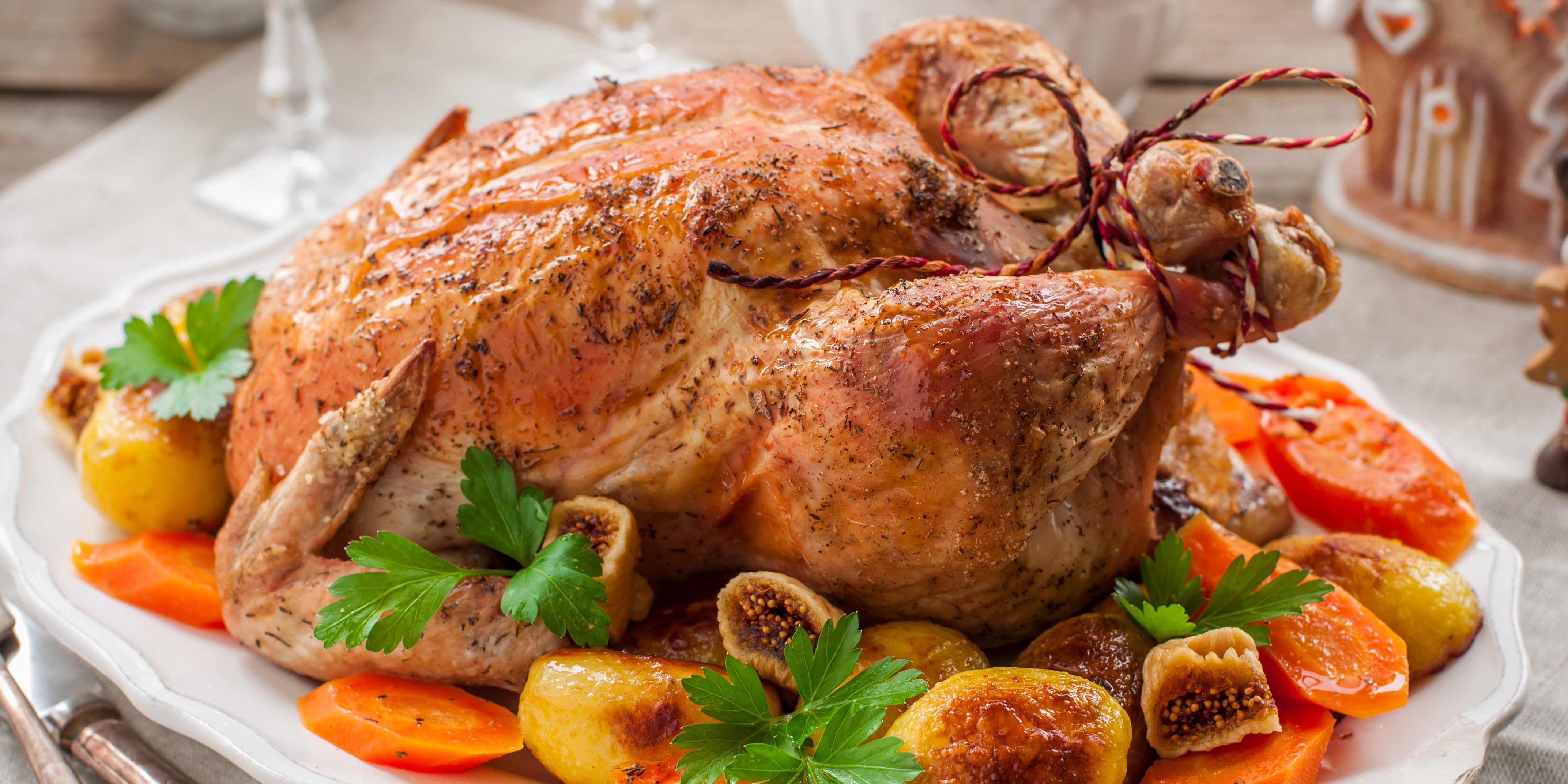 Фаршированная курица целиком в духовке - вкуснейшее праздничное блюдо!