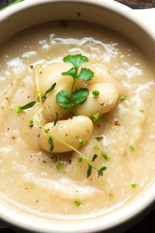 Крем-суп из фасоли с картофелем