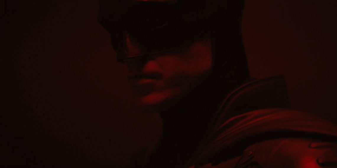 Роберта Паттинсона показали в костюме Бэтмена