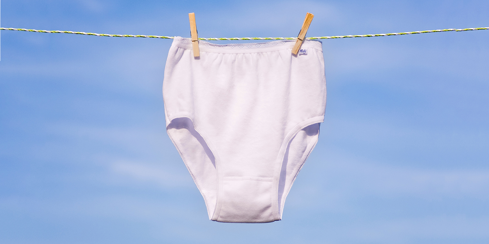 Высокие или низкие: почему в Сети уже три дня обсуждают женские трусы