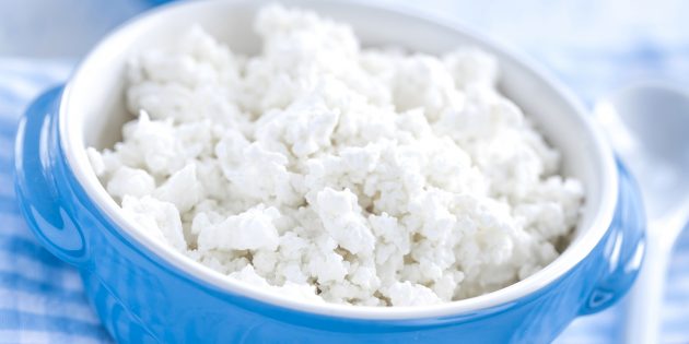 Products with iodine: cottage cheese