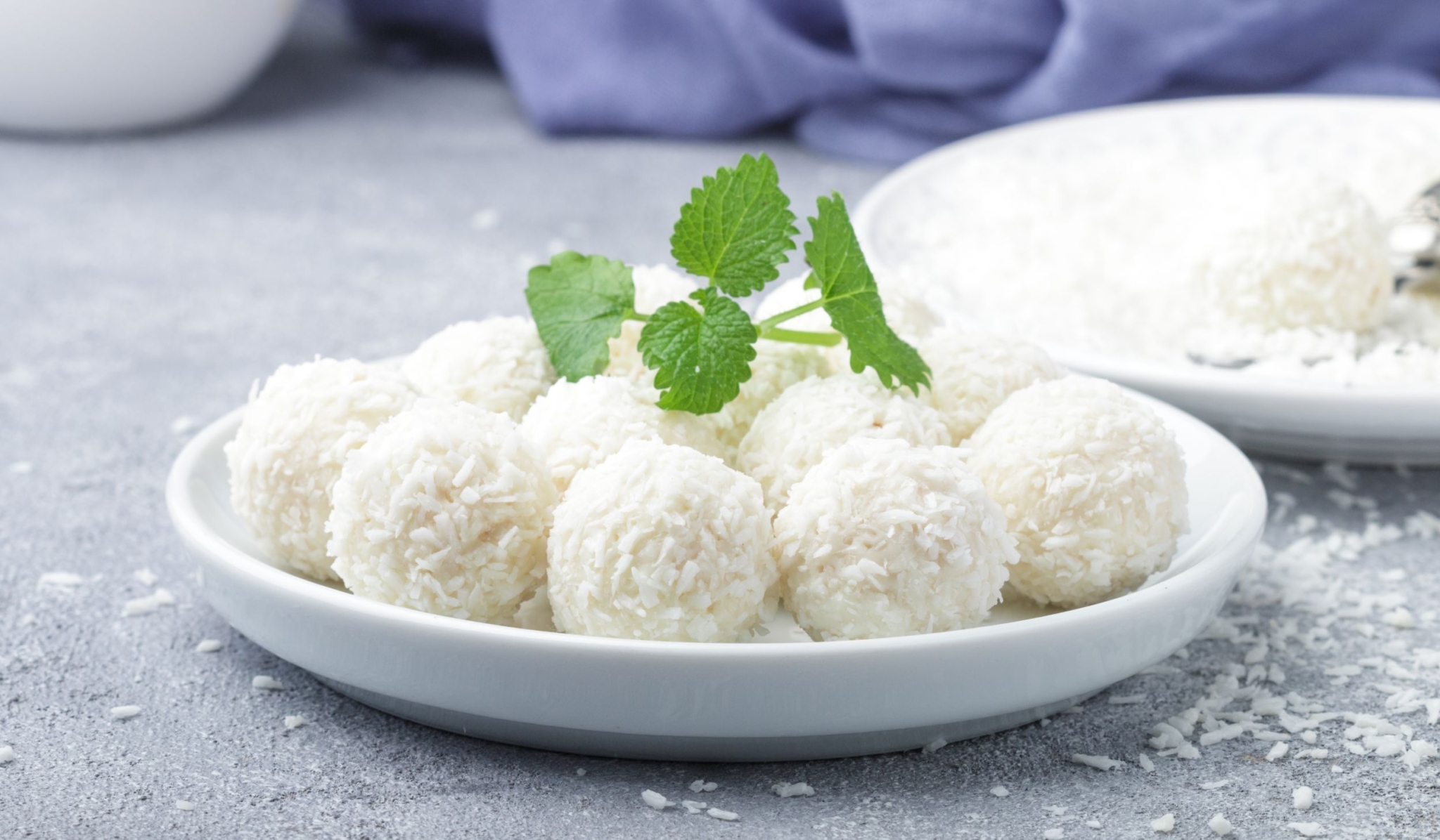 Пирожные из сгущёнки, с кокосовой стружкой (без муки)