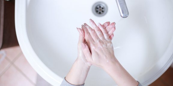 ВОЗ рассказала, как нужно мыть руки. А вы всё делаете правильно?