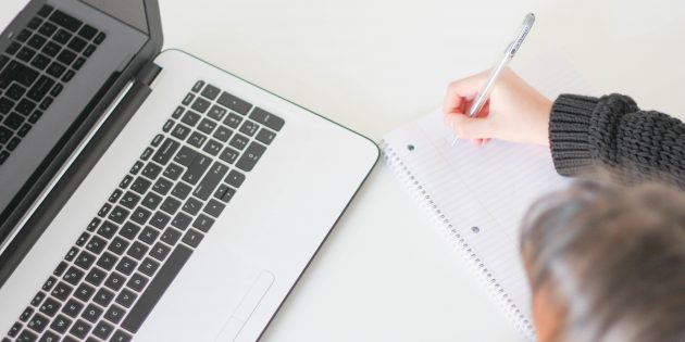 Coursera ������� ��������� ������ � 3 800 ������-������