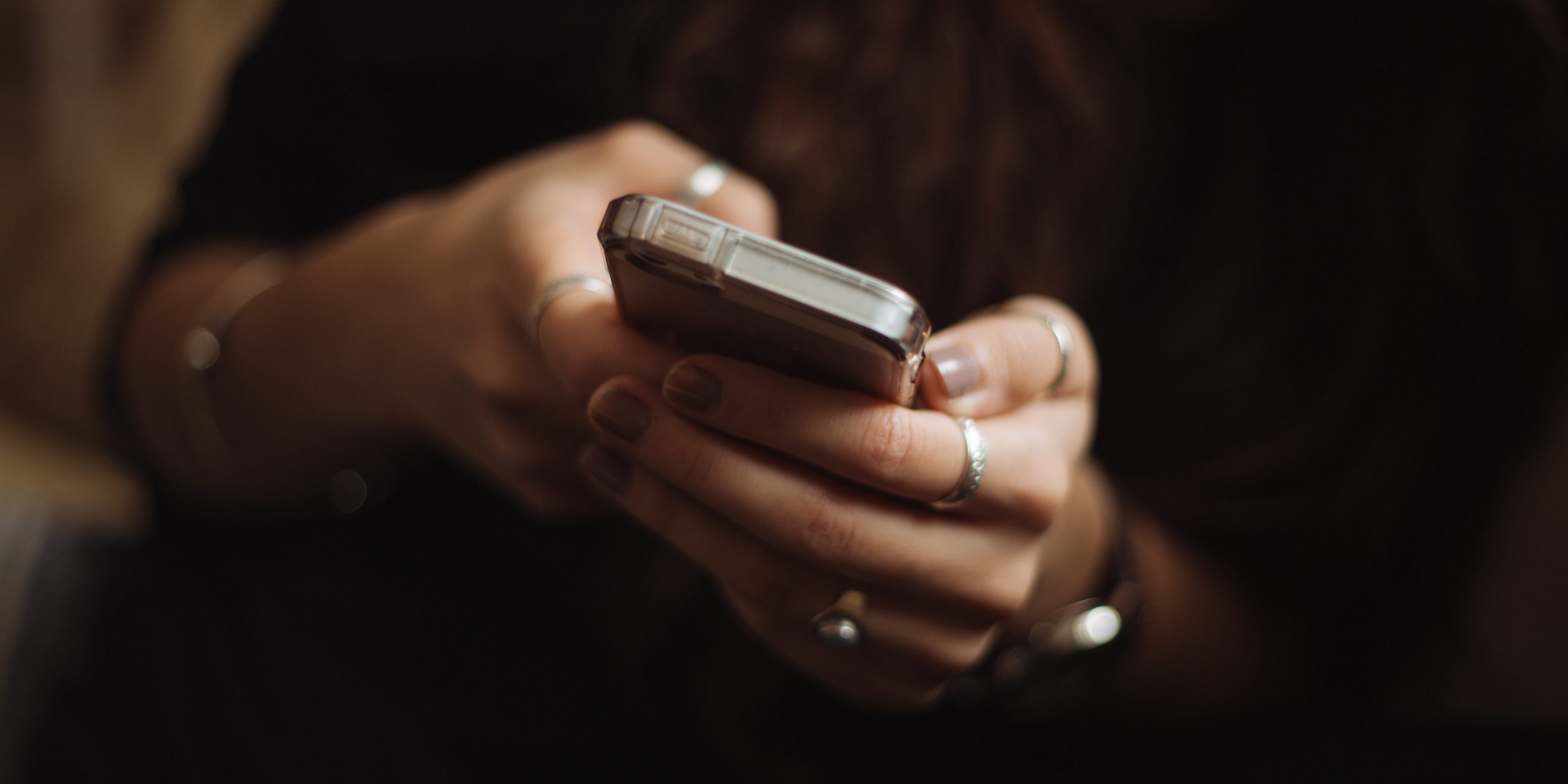 Опрос: как вы сейчас общаетесь с близкими?