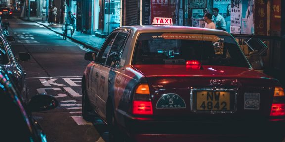 Сайт дня: Drive & Listen — виртуальное такси по городам мира