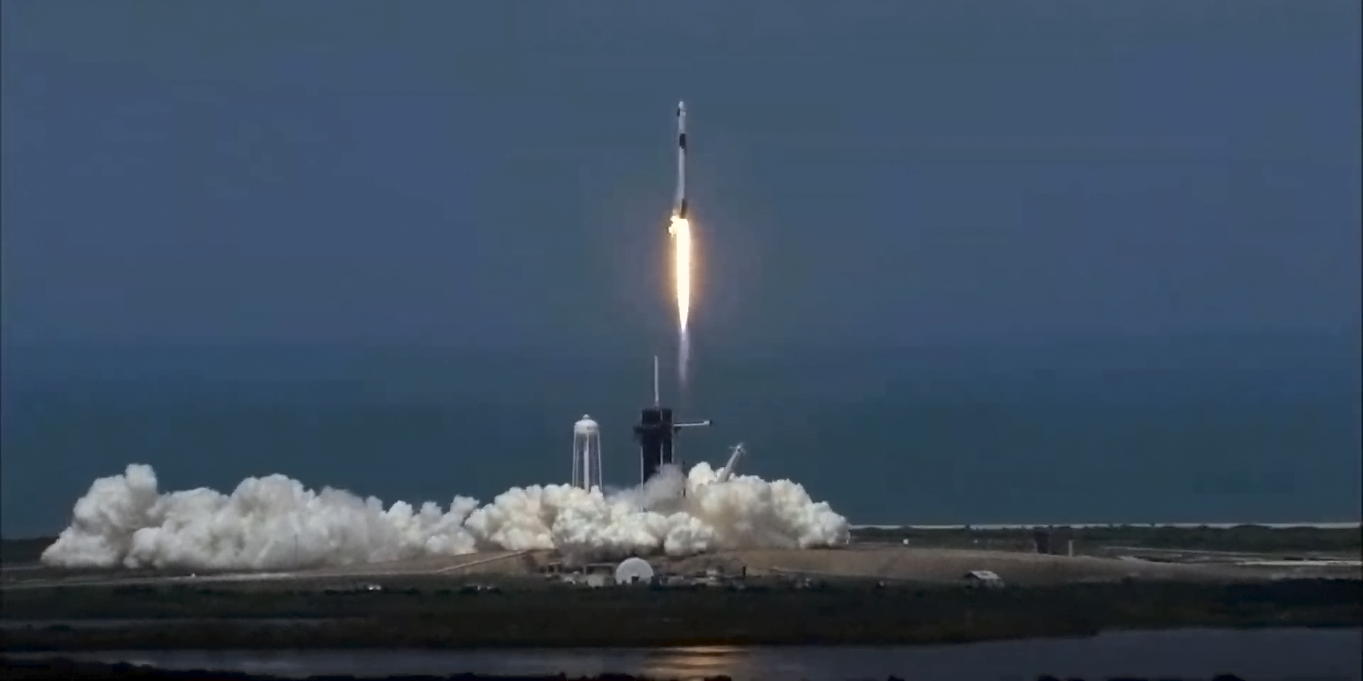 Реакция Сети на успешный запуск SpaceX