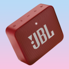 Компактная колонка JBL GO 2 Plus стоит всего 1 174 рубля на Tmall. Доставка из России бесплатная