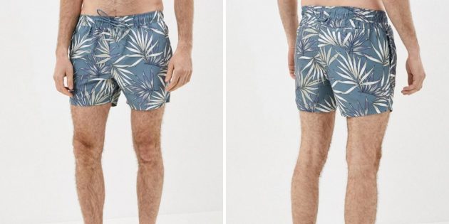 Пляжная одежда: шорты с растительным принтом