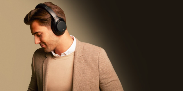 Ozon ��������� �������������� �������� Sony WH-1000XM3 �� 14 718 ������ ������ 22 990