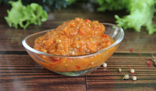 Икра из кабачков и баклажанов Лайфхакер