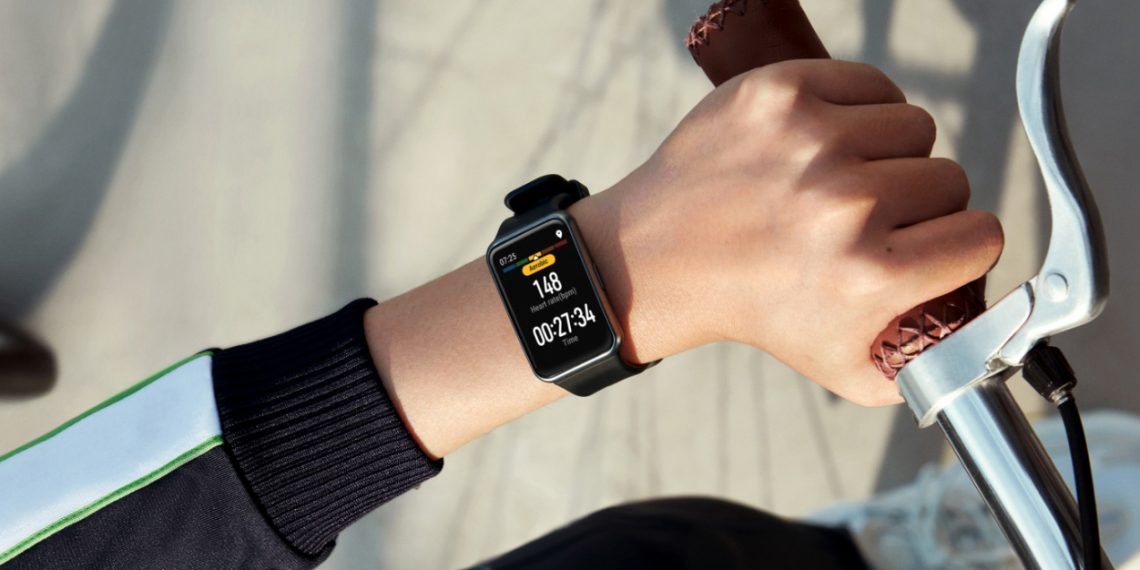 Huawei представила смарт-часы Watch Fit