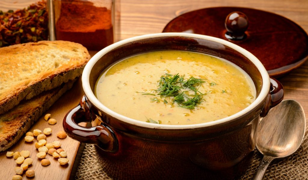 Гороховый крем-суп с чесночными гренками рецепт – Русская кухня: Супы. «Еда»