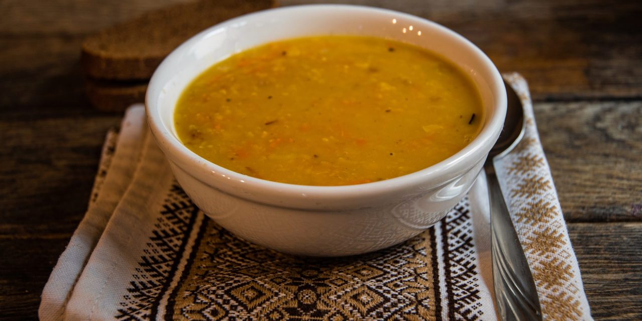 Гороховый суп с грибами и сыром