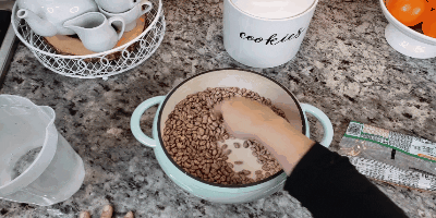Как варить фасоль: переберите фасоль
