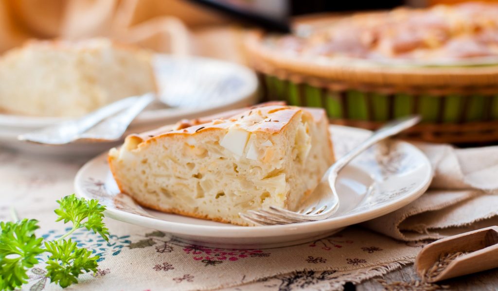 Рецепт: Пирог с капустой | заливной пирог из майонезно-сметанного теста!