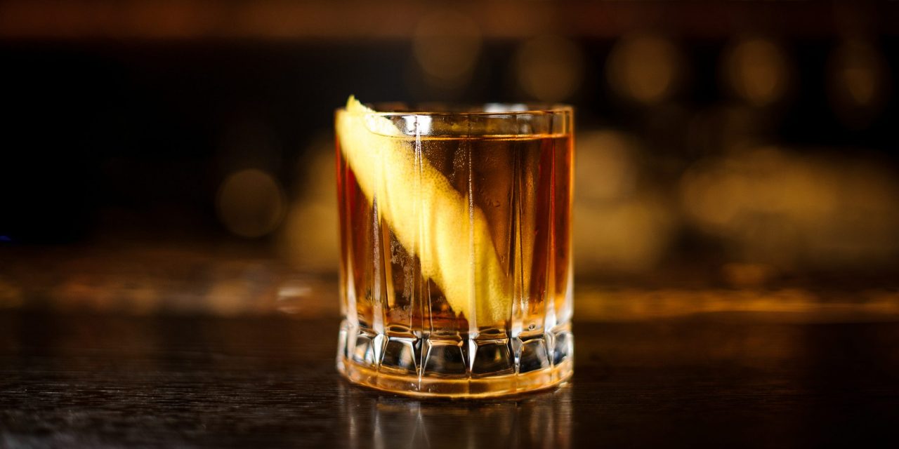 Алкогольный коктейль «Ржавый гвоздь»