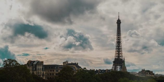 Кадр из сериала «Эмили в Париже»
