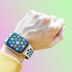 Pervyj vzglyad na Apple Watch Series 6 — poumnevshie chasy s datchikom kisloroda
