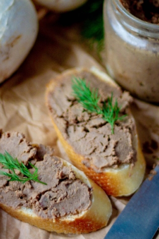 Домашний грибной паштет из шампиньонов со сливочным сыром