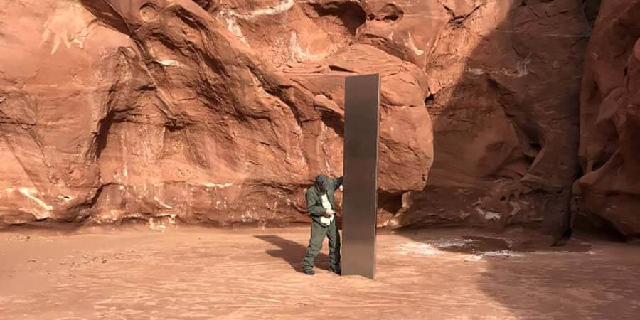 В пустыне Юты обнаружили загадочный обелиск