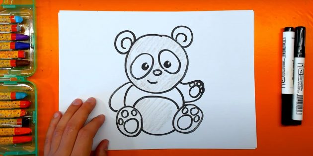 Как нарисовать медведя: Закрасьте голову и живот