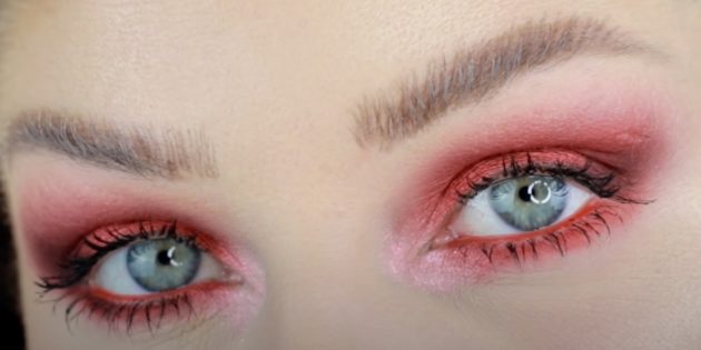 Вечерний макияж для зелёных глаз: попробуйте оттенки красного