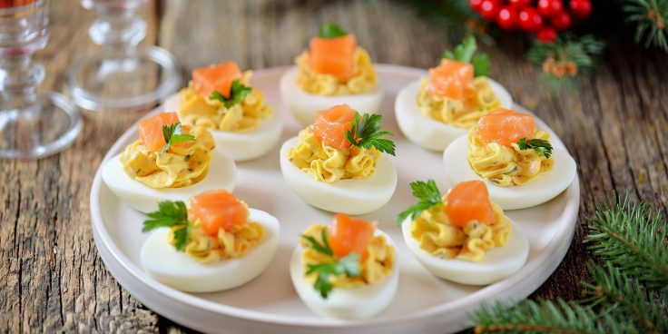 Фаршированные яйца с васаби и семгой: рецепт с фото на сайте Cook.ua
