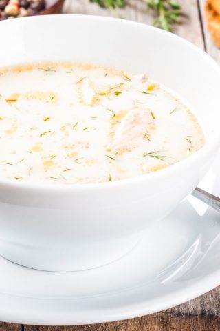 Молочный суп с рыбными консервами