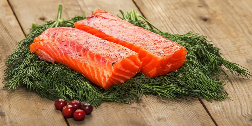 Как сделать гравлакс из форели с клюквой