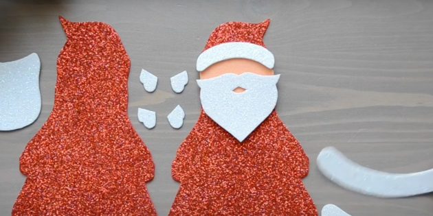 Как сделать Деда Мороза своими руками: приклейте бороду