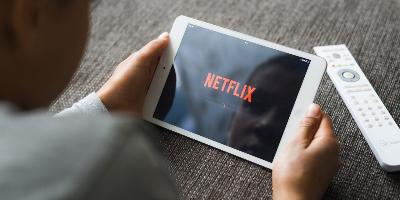 Netflix на русском: как настроить язык и искать сериалы с озвучкой