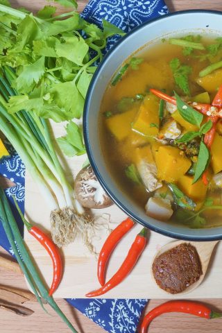 Вьетнамский тыквенный суп с мясом