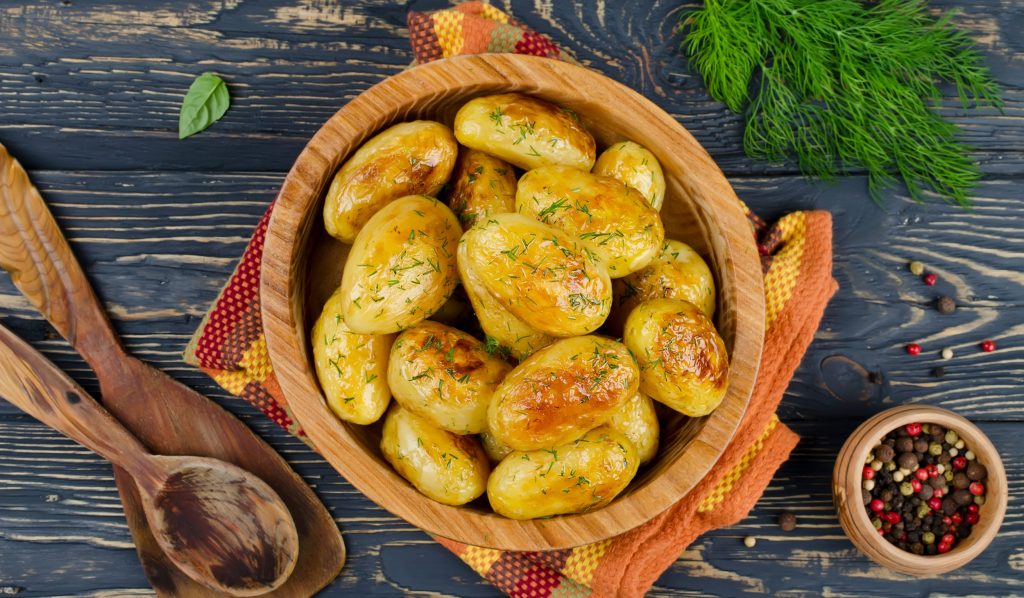 Картофель с грибами под сыром - простой и вкусный рецепт с пошаговыми фото