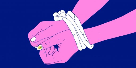 6 удобных поз для секса со связанными руками