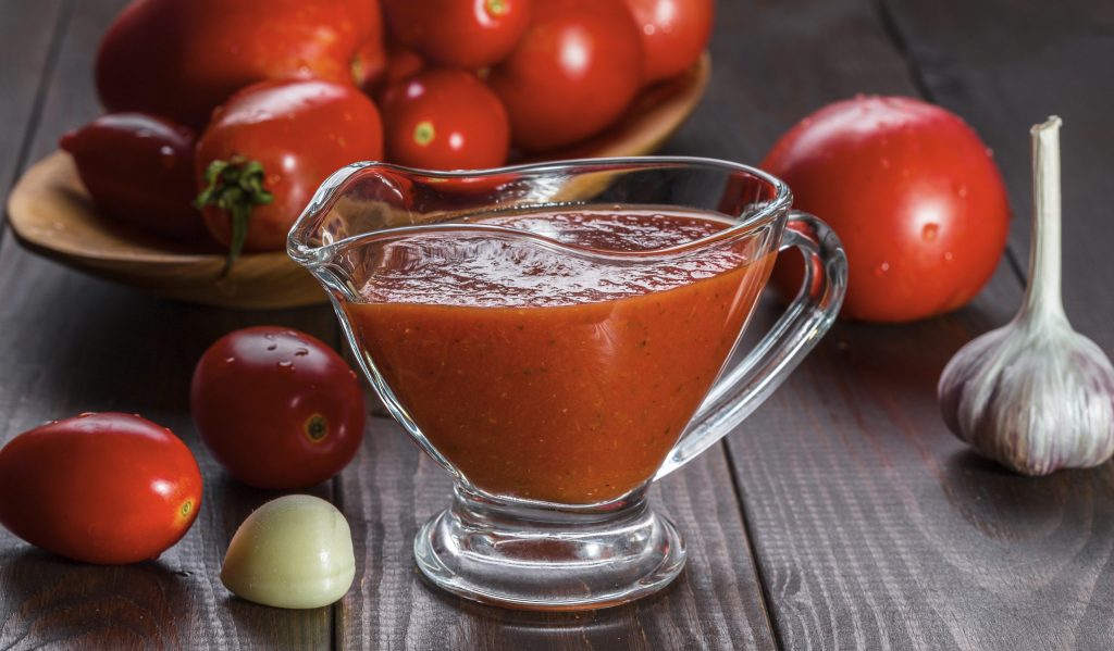 Томатный соус к шашлыку: быстрые и вкусные рецепты