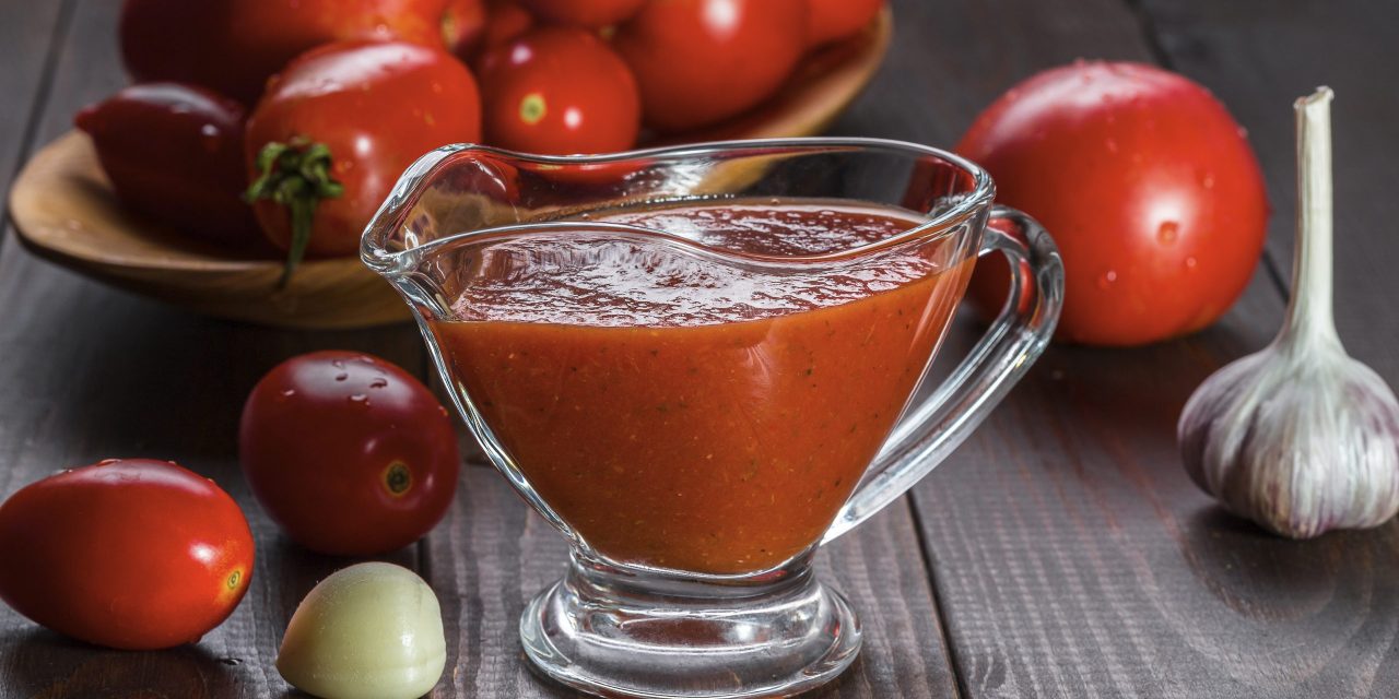 Простой соус для шашлыка из томатной пасты