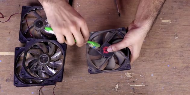 Как почистить компьютер от пыли: займитесь корпусными кулерами