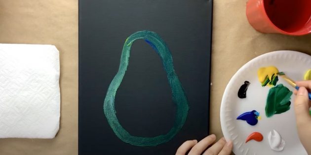 Как нарисовать авокадо: наметьте грушевидную фигуру