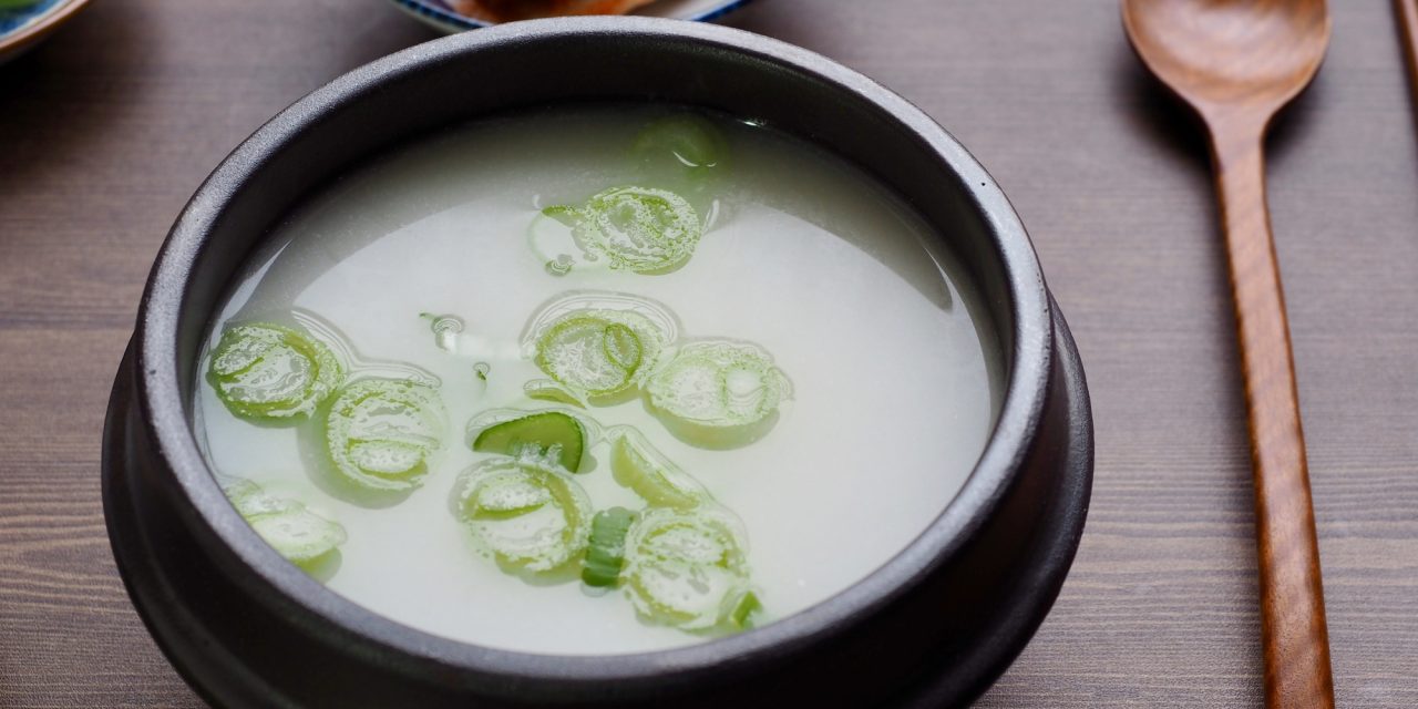 Корейский суп из говяжьих костей