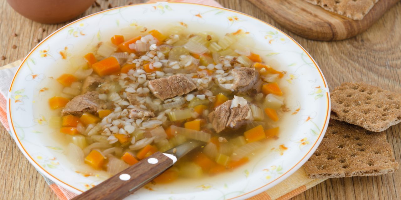 Суп с говядиной и гречкой