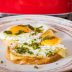 Яйца с песто — классный завтрак за 5 минут