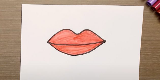 Рисунок губ фломастерами