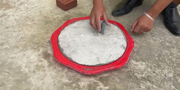 Как сделать фонтан своими руками: отлейте крышку из бетона