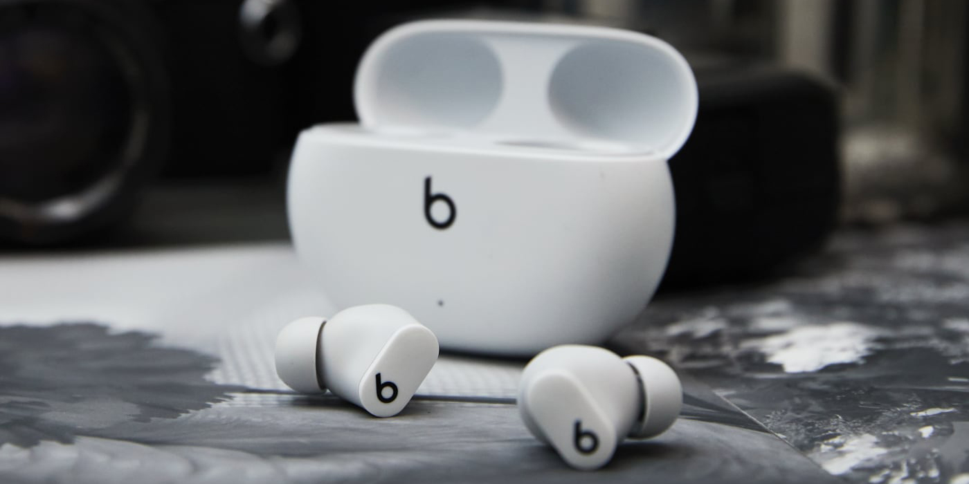 Apple представила беспроводные наушники Beats Studio Buds - Лайфхакер