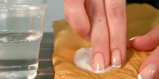 Как отстирать чернила с одежды с помощью лимонной кислоты