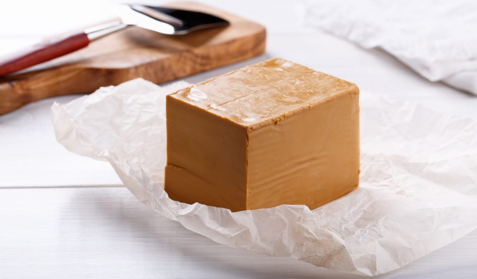 Брюност — необычный сыр из сыворотки - Лайфхакер