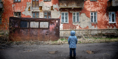 7 заблуждений о бедности, которые мешают победить её