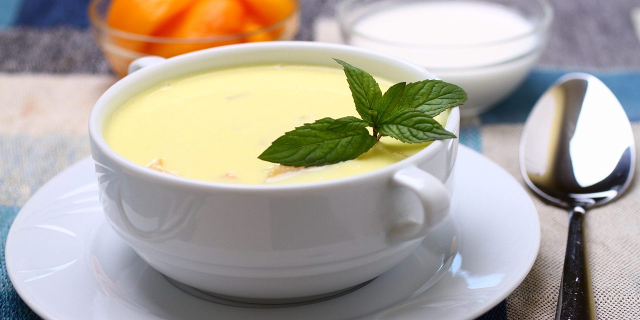 Холодный персиковый суп
